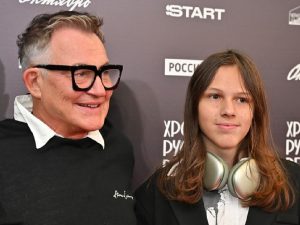 Дибров прошелся по Товстику прямо при сыне