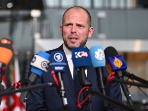 Не сотрет: министр обороны Бельгии оправдался перед Россией за угрозы