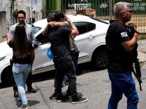 перестрелки полиции с бандой в Рио-де-Жанейро