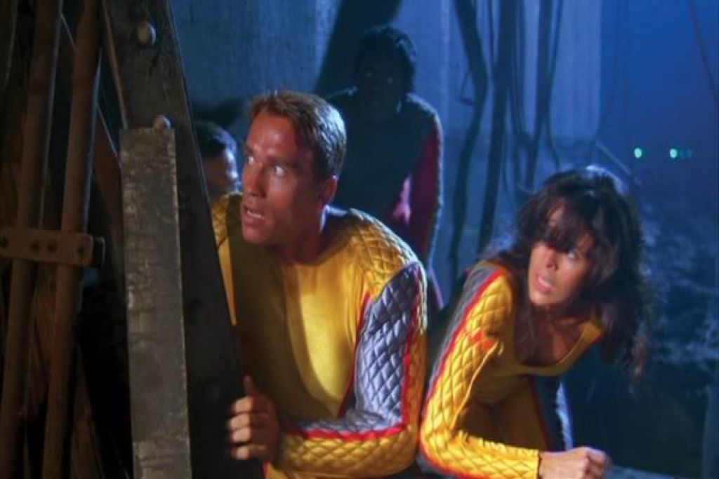 10 фильмов о выживании по опасным правилам