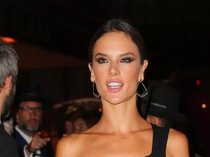 Алесссандра Амбросио