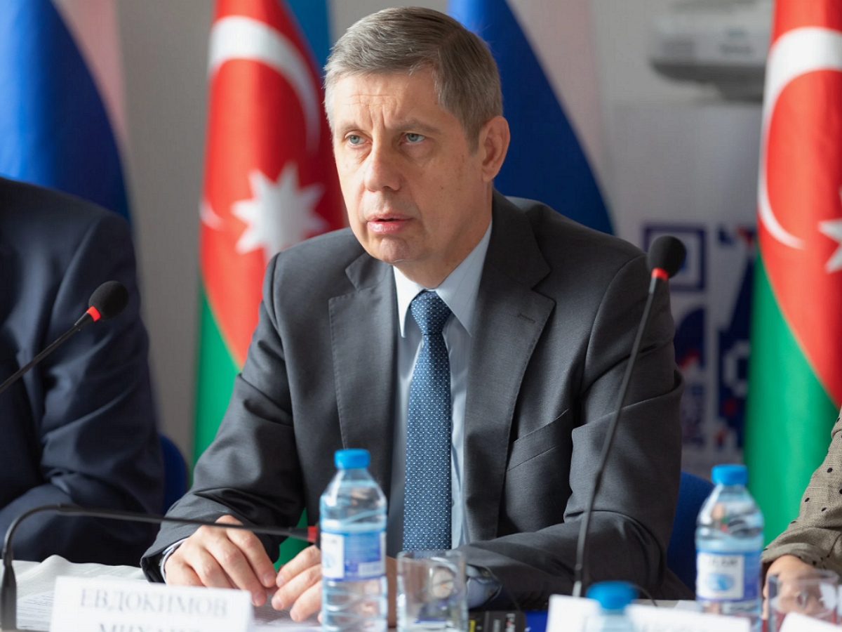 Алиев в бешенстве: МИД Азербайджана вызвал посла России из-за ударов по Киеву