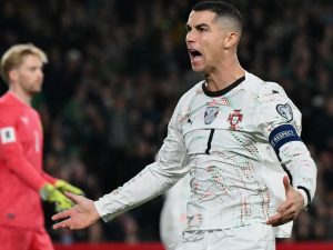 Роналду впервые получил красную карточку в матче за сборную Португалии