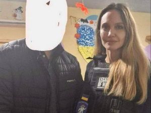 Охранника Анджелины Джоли попытались мобилизовать в Херсоне 