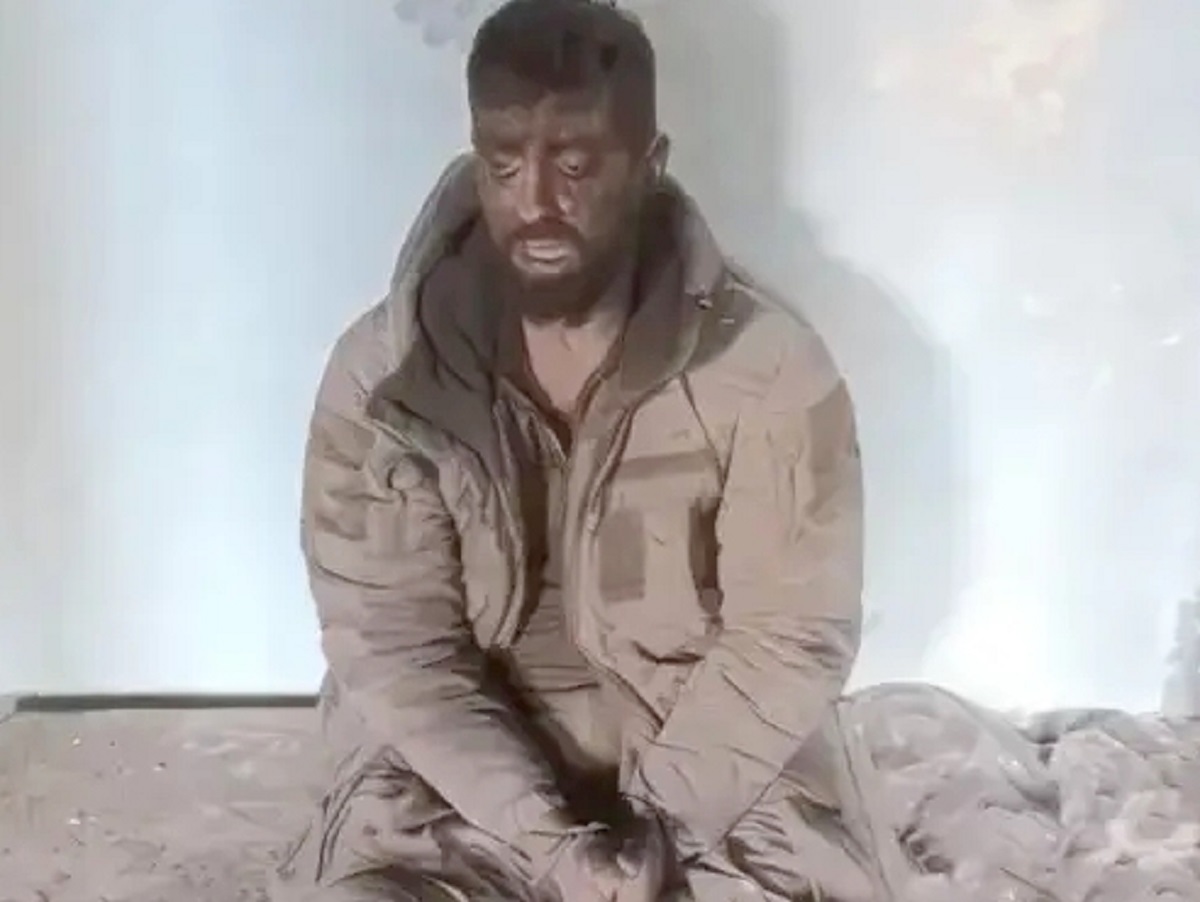 Пленный спецназовец ГУР с оторванными пальцами рассказал о провале операции с десантом в Покровске Пленный спецназовец ГУР с оторванными пальцами рассказал о провале операции с десантом в Покровске