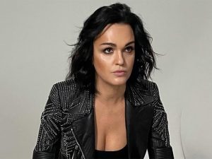 Певица Слава