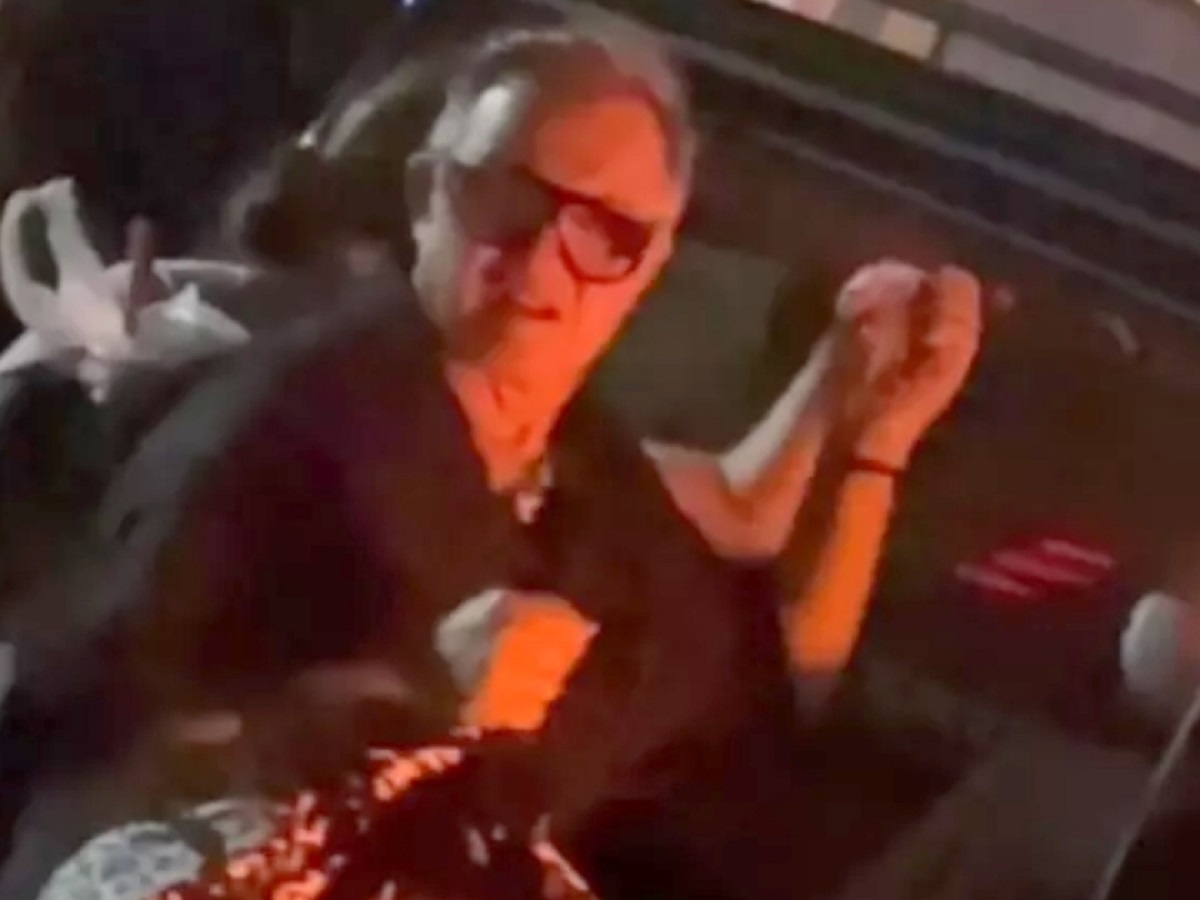 «Псих, извращенец и маньяк»: видео с расстегнутой ширинкой Диброва дошло до Госдумы