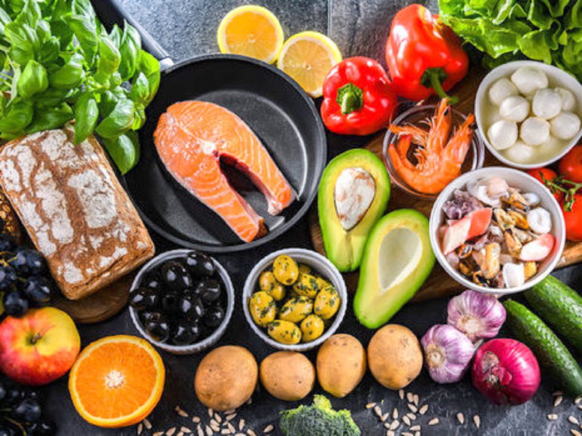 «Жир копится на животе не от сахара»: названа самая опасная еда