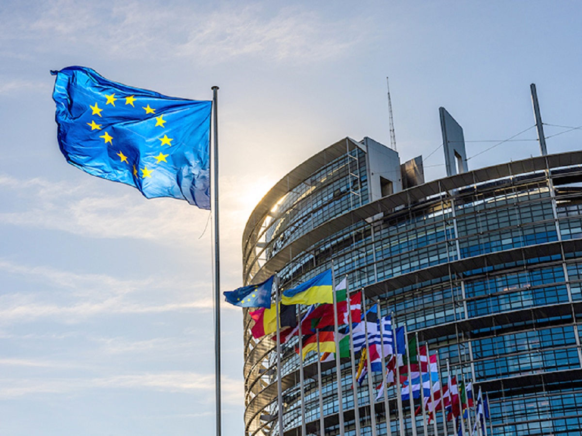 «Опасное положение»: Европа готовится к прекращению помощи Киеву от США