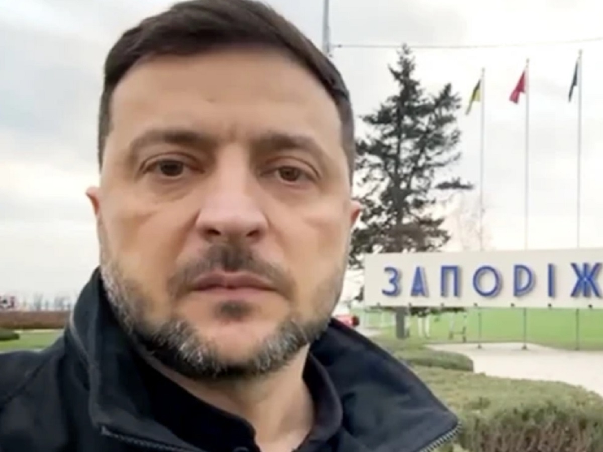 Зеленский с биноклем: журнал Economist опубликовал обложку-предсказание на 2026 год