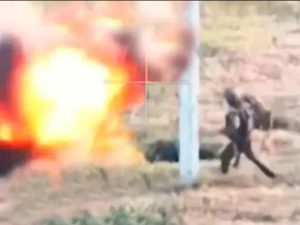 Российский Нео увернулся от семи БПЛА