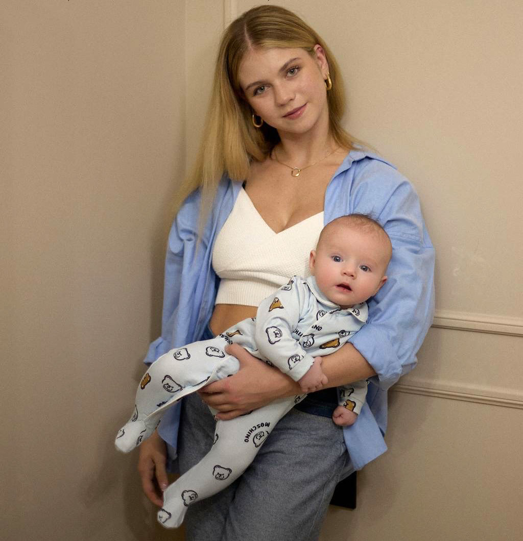 Знаменитости, которые отметили прибавление в семье в 2025 году