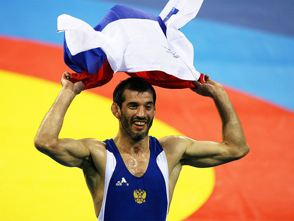 Известные люди, которых мы потеряли в 2025 году (1 часть)