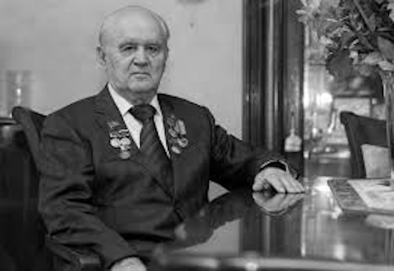 Известные люди, которых мы потеряли в 2025 году (часть 2)