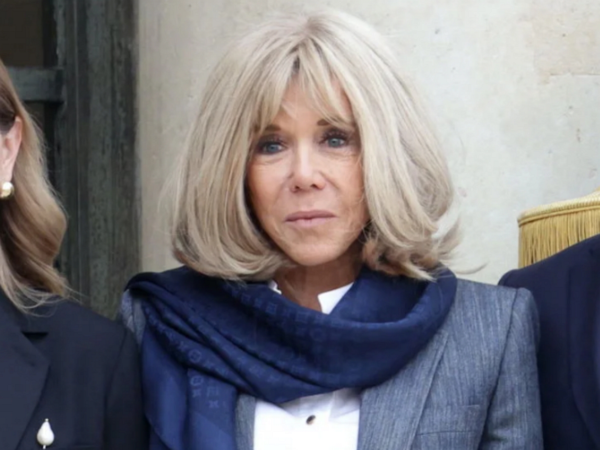 Деталь на брюках Брижит Макрон «произвела фурор» 