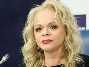 Лариса Долина