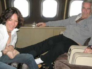 Опубликованы новые фото из роскошного дома финансиста Джеффри Эпштейна