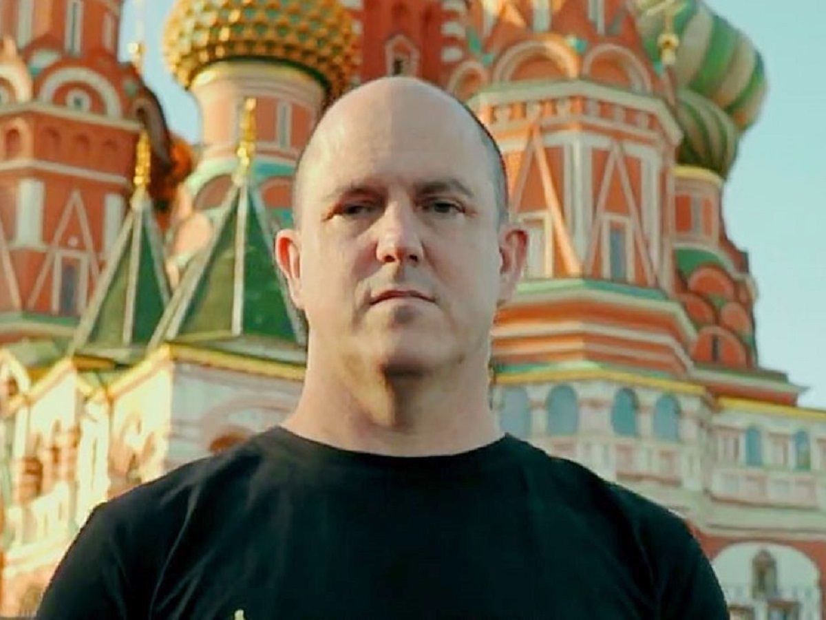 Евросоюз впервые осудил американца за поддержку России