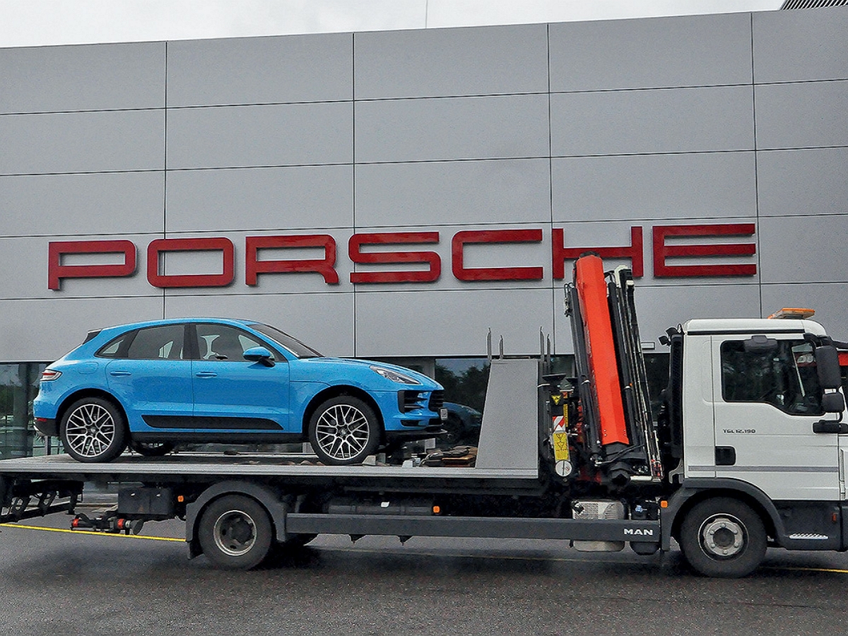 СМИ: в России перестали заводиться Porsche из-за массового сбоя