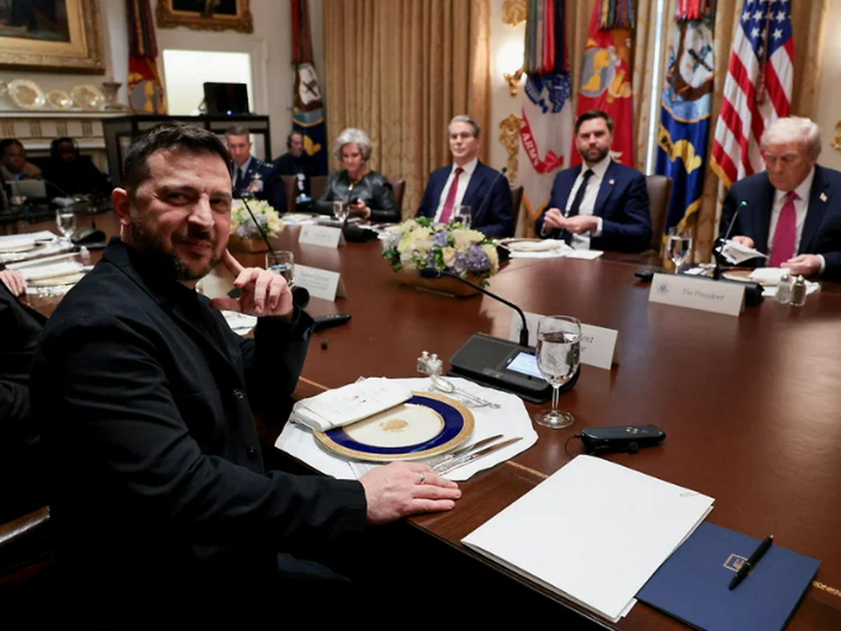 «Опозорился за столом»: Зеленский шокировал американцев на закрытом светском ужине «Опозорился за столом»: Зеленский шокировал американцев на закрытом светском ужине