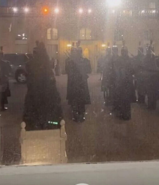 «Куда смотрит Брижит?»: украинская телеведущая пришла в шок от увиденного в резиденции Макрона