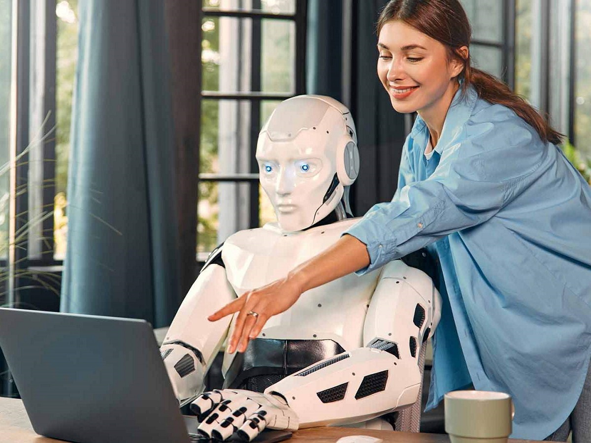 Эксперт назвал сферу в России, в которой зарплаты обрушатся первыми