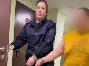 В Норильске мать бросила 5-месячного сына без еды: младенец умер от голода