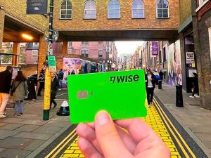 Платежная система будет блокировать карты россиян