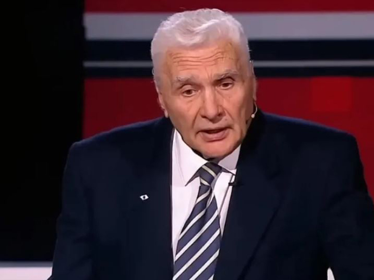 Помощник Гобачева Славин