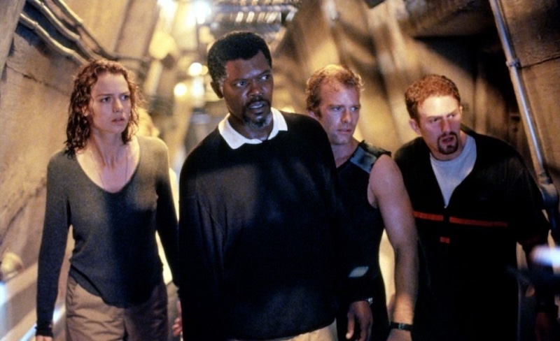 Такого зрители точно не ожидали: топ фильмов, где известных героев убили в самом начале