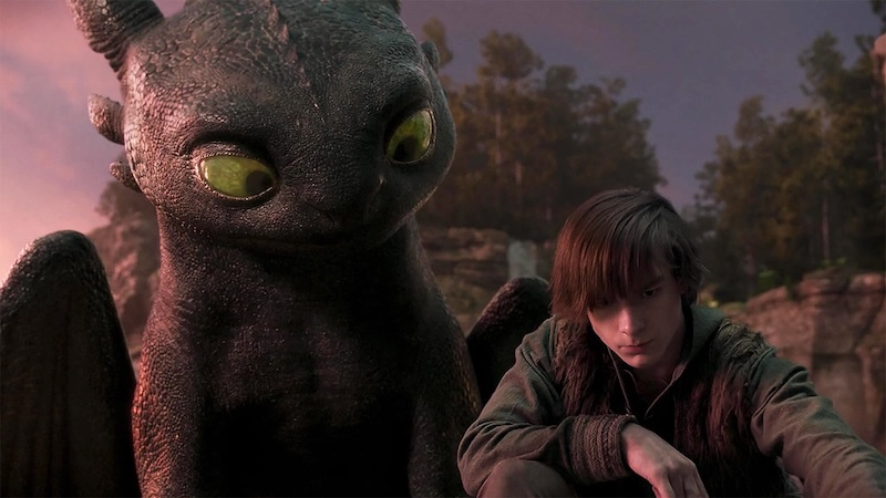 10 самых кассовых и 10 самых провальных фильмов 2025 года