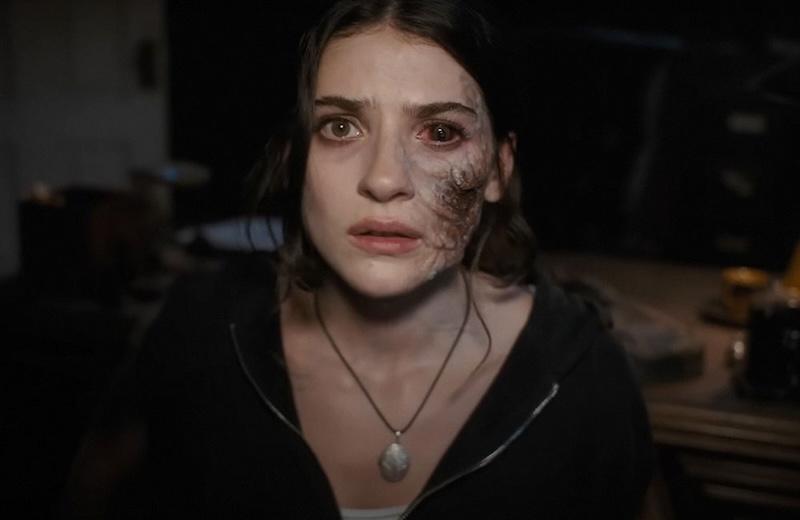 25 лучших фильмов 2025 года с захватывающими сюжетами и высокими рейтингами