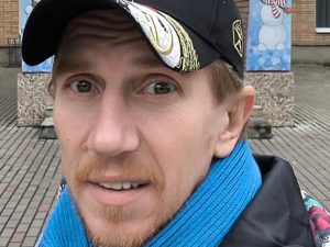 Умер актер из сериалов «Мосгаз» и «СашаТаня» Дмитрий Марфин