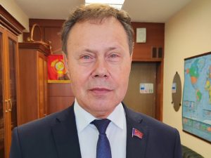 «Получат 8 трлн»: в Госдуме нашли способ пополнения бюджета без налогов с «нищего народа»