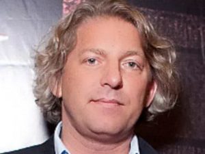 Александр Олейников