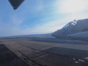 Уничтожение самого мощного самолета ВСУ в небе над ДНР попало на видео