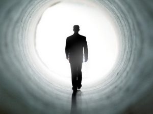 «Жизнь после смерти реальна?»: сенсационные эксперименты нейробиологов привели ученых в недоумение