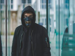 Жестокое нападение на россиянок в Каире: одна из девушек выпрыгнула в окно