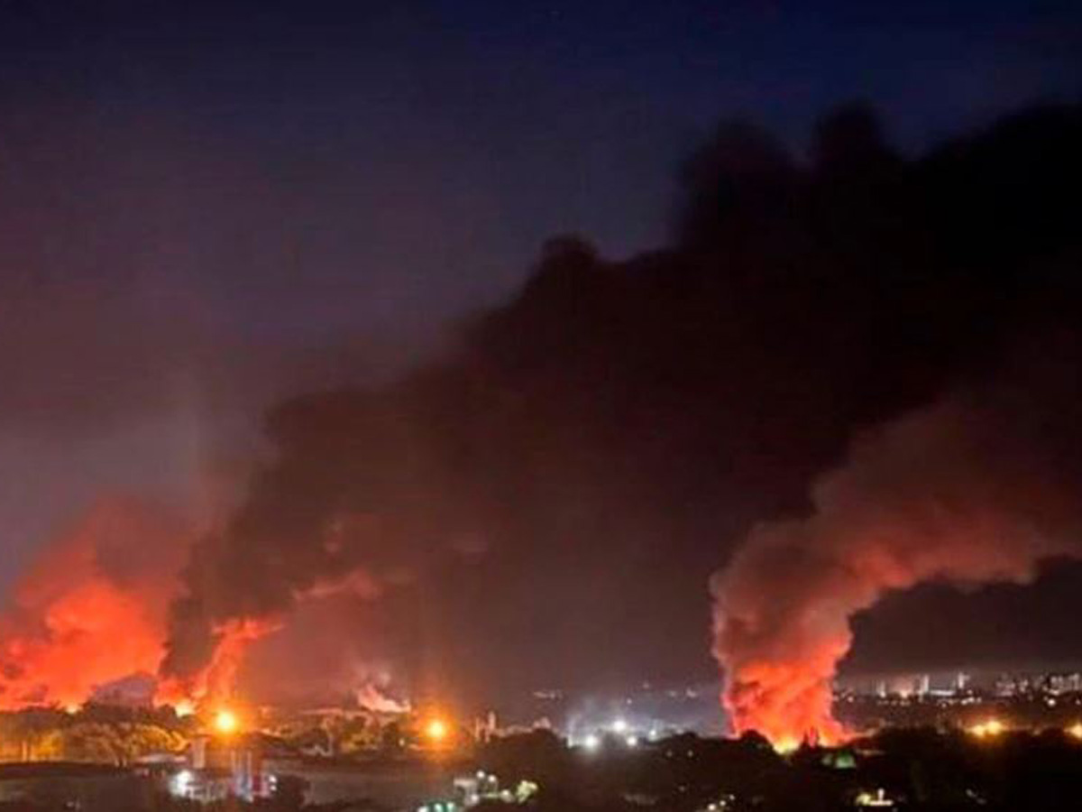 Массированный удар ВС РФ по Украине погрузил Днепр во тьму на год