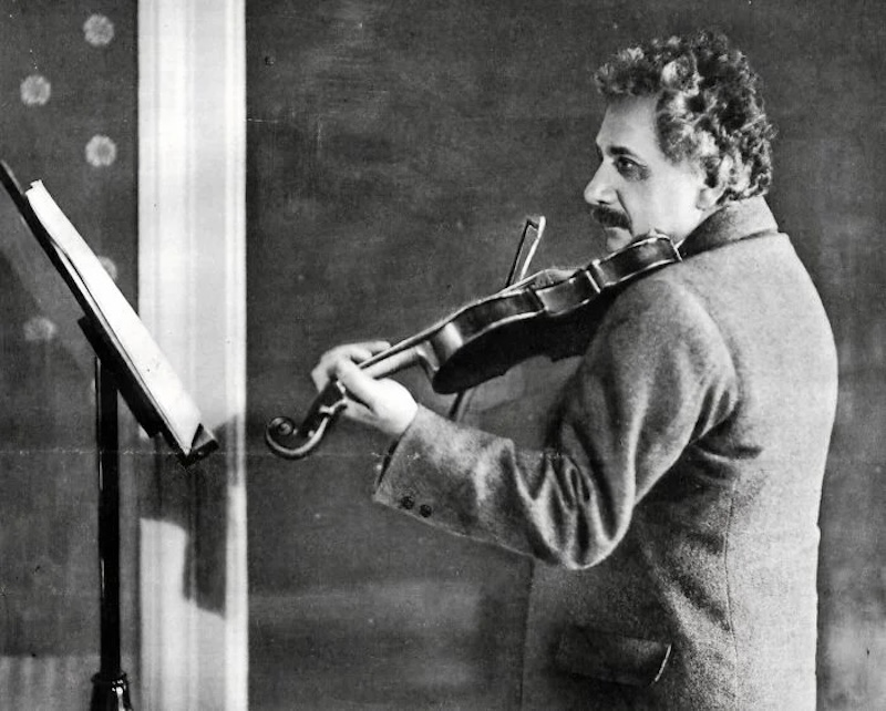 До фотошопа и соцсетей: редкие кадры, в которых прошлое выглядит живым