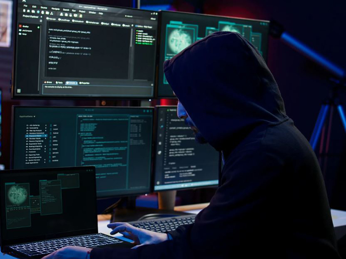 Хакер DDoS-атака