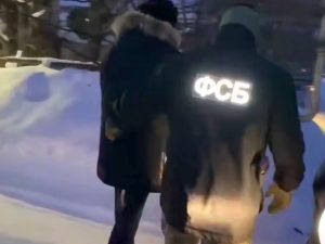 На Алтае задержаны депутаты-коммунисты, подозреваемые в мошенничестве и хищении 4,6 млн рублей