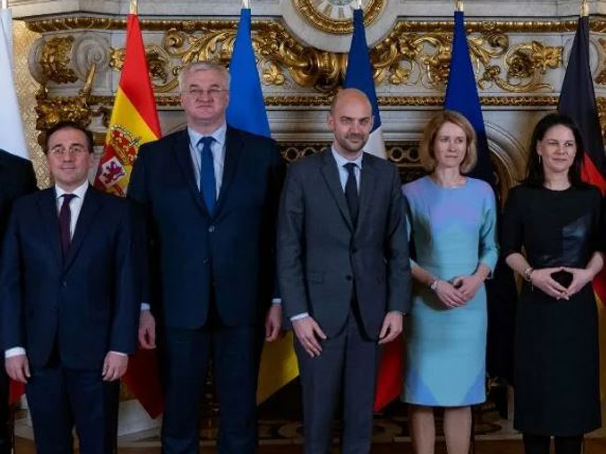 Послы стран ЕС тайно управляют Европой из бункера