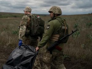 СМИ: солдаты ВСУ расчленяют погибших товарищей, чтобы помочь их семьям