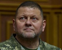 AP: Залужный обвинил Зеленского в провале контрнаступления