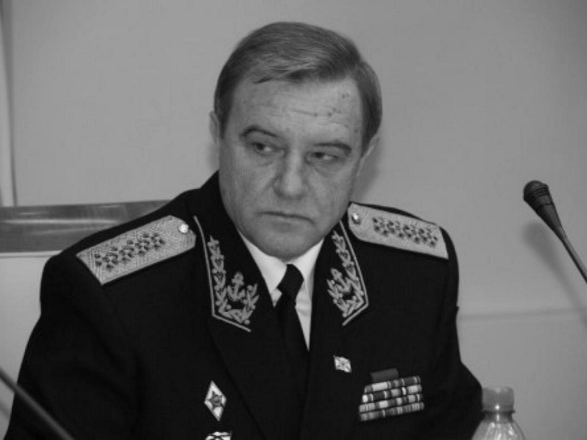 Умер бывший главнокомандующий ВМФ России Куроедов