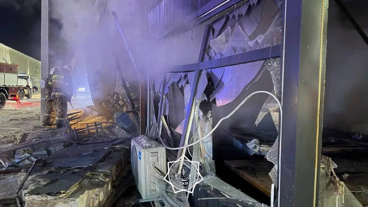 Мощный взрыв в кафе в Казахстане: 7 человек погибли, 26 – пострадали