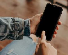 Названо одно действие, превращающее технику россиян в «кирпич»