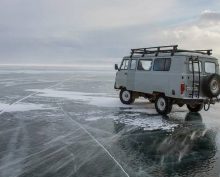 УАЗ «Буханка» с туристами из КНР утонула на Байкале: 8 человек погибли