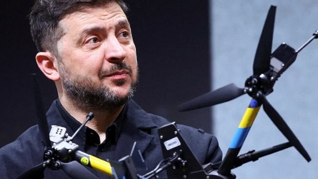 Зеленский обратился к Западу, усомнившись в надежности Трампа